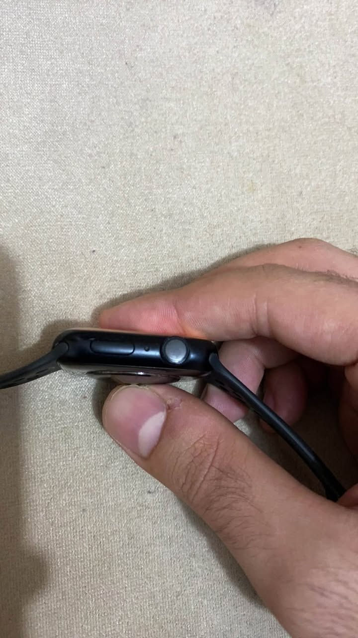 ساعة ابل واتش سيريس7 اصدار نايك سير الاصلي مع سير اضافي
بطاريه80%🔋

توصيل ماعندي نكدر نتفاهم ع توصيل🚚

ساعه نضيفه واستخدام شخصي ومابيه اي مشكله وسبب البيع محتاج فلوسه✅

مكاني صلاح الدين/تكريت📍

وسعر180 الف وبي مجال اذا جنت جاد في الشراء👍
رقم الهاتف***********☎️
