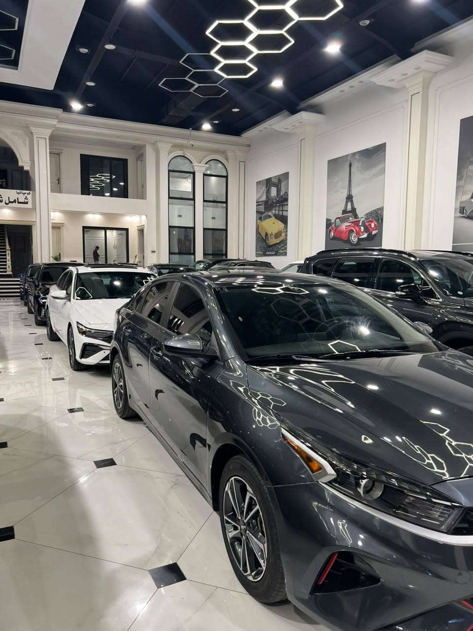 السلام عليكم 
للبيع كيا فورتي نفطى 2024 LX
محرك 20 دوش 
ماشي36 الف ميل 
سيارة بيها بس باب سبغ بدون دواخل  
سياره كل ارباكات شركة 
سياره بدون و كلير أمريكي شرط
سياره بدون شخوط و بقصات شرط 
سياره بدون رقم ترقيم شمالي فقط 
تكلفة رقم 11.5 ورقه ونص 
ملاحظة صوار حادث موجوده في المنشور 
اي استفسار عن سيارة خاص مفتوح 

السعر133 ومجال 
أخوكم شلال كوردى
***********واتساب 
*********** اتصال 
عنوان أربيل معارض السيارات أربيل, العراق
