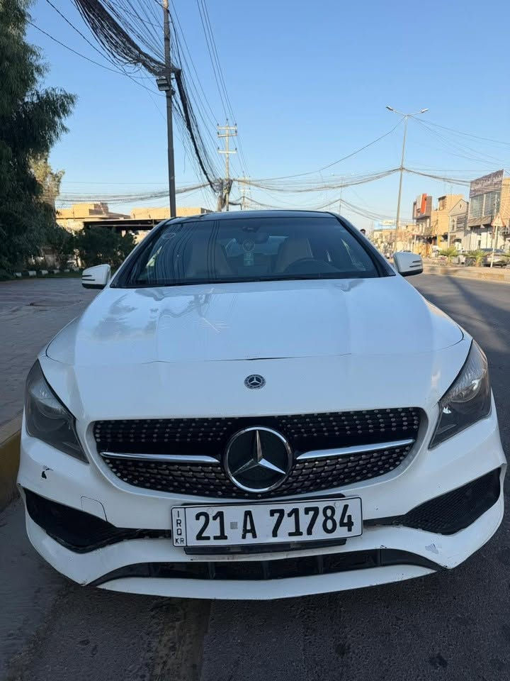 السلام عليكم ورحمة الله وبركاته
للبيع: مرسيدس CLA250 (كت AMG)
 الموديل: 2018
 المسافة المقطوعة: 96 الف كيلو
 اللون والداخلية: داخل بيجي ملكي بحالة ممتازة جداً
المواصفات (فول الفول):
 بانوراما يحتاجله تبديل عتلات فقط الماطور شغال
 شاشة كبيرة + بصمات
 كشنات جلد + تدفئة وكهرباء
 رادارات وباقي مواصفات الفول المعروفة
حالة البودي والضرر (وارد أمريكي):
 صبغ جاملغ، بنيد، ونصف باب خلف السائق (في أمريكا)
 بدون دواخل نهائياً
 شواصي سليمة 100%
 إيرباك سستم (شغال وسليم)
المكانيكية:
 كير ومكينة وحدادية بشرط الفحص والشرط
رقم الشاصي: ⁠wddsj4eb7jn647092⁠
السعر: لمعرفة السعر والتفاصيل يرجى التواصل عبر الواتساب
للاستفسار والتواصل:
 اتصال / واتساب: ***********
العنوان: كربلاء المقدسة
