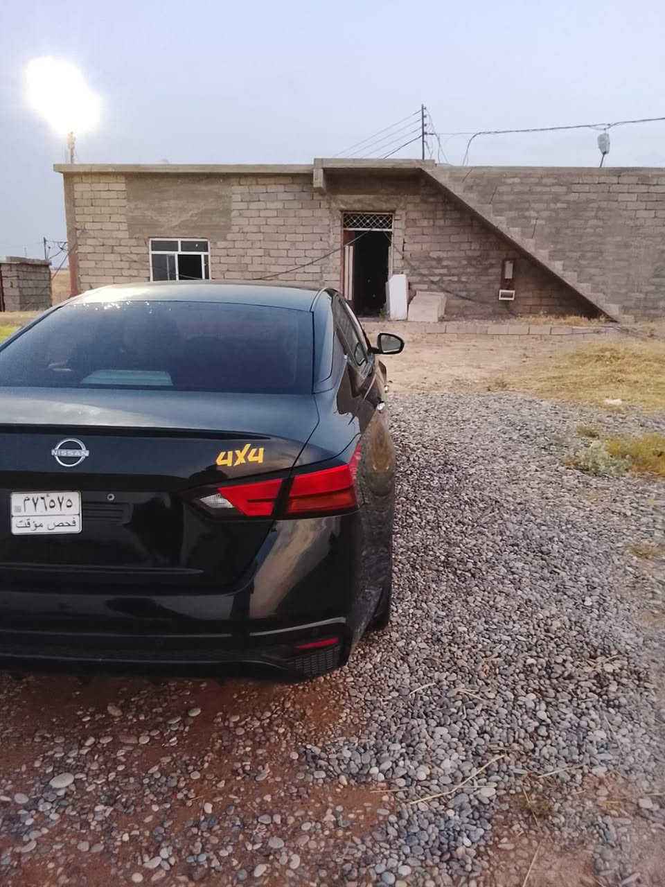 🚗 للبيع نيسان ألتيما🚗 . 2024.  
 فئة S 
وارد أمريكي / رقم نينوى الدولي الجديد هزه وفحص  كله جديد سنويه ال31
محرك مكفول 🔧 / كير مكفول
تخم تايرات جديد مبدل
باتري جديد
صدر ع الوكاله كامل 
 السياره حادثه جاملغ وبنيد تبديل بلادي 
 وباقي كفاله دواخل كله شرط 
  صفاح موس مكفوله كفاله عامه ماشيه 25الف mi    (باقي السيارة وكالة)
مواصفات السيارة
رادارت اماميه وخلفيه وجانبيه 
تبريد قطعتين ❄️
تغليف كامل 
محرك 2.5 لتر / 4 سلندر اقتصادي وقوي تنفس طبيعي 
شاشة لمس وسطية 8 إنج مع بلوتوث و USB وكار بلي  
سستم كامل سبورت رياضي 
كاميرا رجوع خلفية 
نظام سبورت
لايت زنون +لد نهاري 
مثبت سرعه 
نظام أمان حديث (ABS / Airbags)
تصميم أنيق ورياضي بلون الاسود القطارن  
سيارة كاملة مكملة تجي تفحص وتشوف بعينك كعدتها حلوه وسيارة ما تصرف عليها كلشي سعر.135 قابل لتفاوض   
مكان السياره جنوب الموصل 
***********

