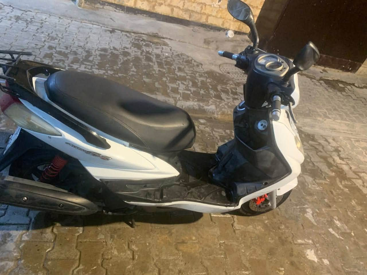 سكنس فحل • ياباني • قابل تحويل