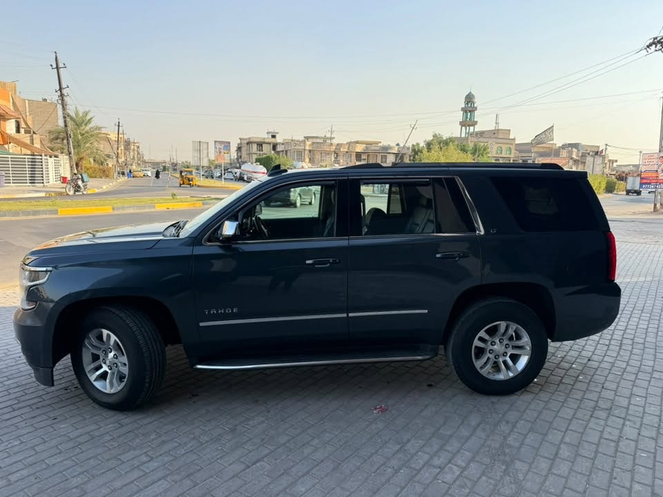 تاهو 2020
وارد أمريكي حادثها كما موضح بالصور 
مصبوغ بنيد ونص باب الصدر ومبدل جاملغ يمين أيرباك مطاك سليم 
ماشية 60 الف حقيقي 
موصفات LT:
فتحه 
جلد 
٥ بصمة 
تدفئة بالكشنات 
خزن ميموري 
حساسات ٣٦٠
رادارات امامي وجانبي 
شاشة كبيرة قاصة 
تحديد مسار 
السيارة فول مواصفات ……..
سيارة جديدة بمعنى الكلمة 
رقم جديد مكان السيارة بغداد 
رايدها 300$ ثلاثة شدات
رقمي ***********

