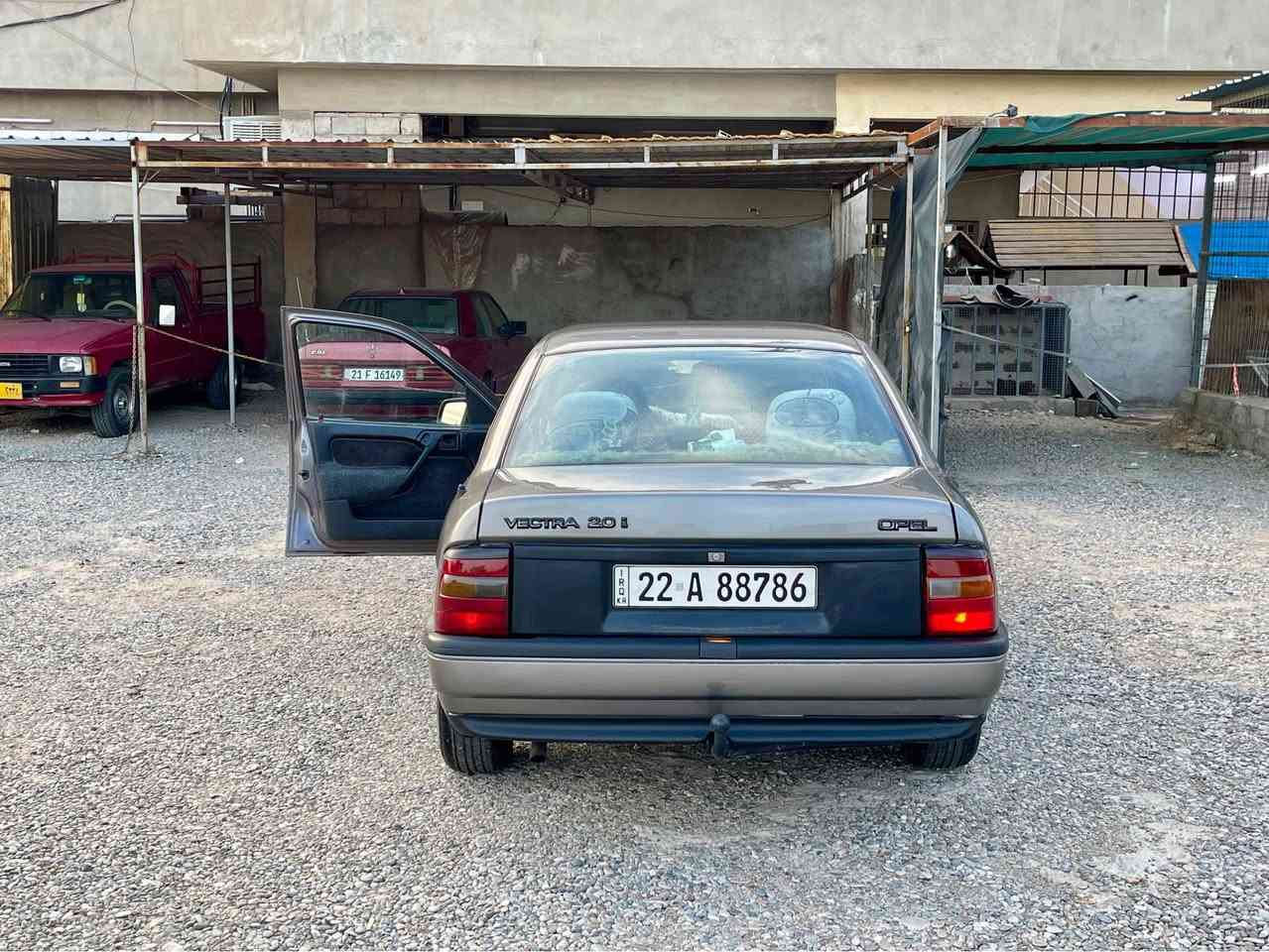موديل 1992
سنوي 2025
بيها كوبون بنزين
كير و محرك بشرط
صبوغ عام 
سعر43و بي مجال 
مكان سياره كركوك
ره قم *********** كركوك, العراق
