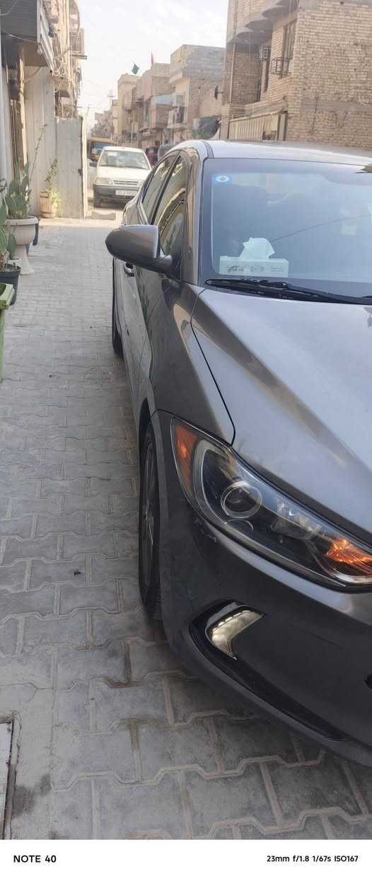 سلام عليكم انتر مديل ٢٠١٨ مكينه دوش 
مكينه وكير خير من الله ما مفتوح برغي بيهن سيارة خير من الله  وتوكل بيها وين ما تريد اطلعا بيها تراي 
سيارة نص فوال 
سيارة كلشي ما تصرف عليها بش شغل وطلع
سعر ١١٨ وبيها مجال 
اتصل ودال *********** 
مكان بغداد الشعلة
