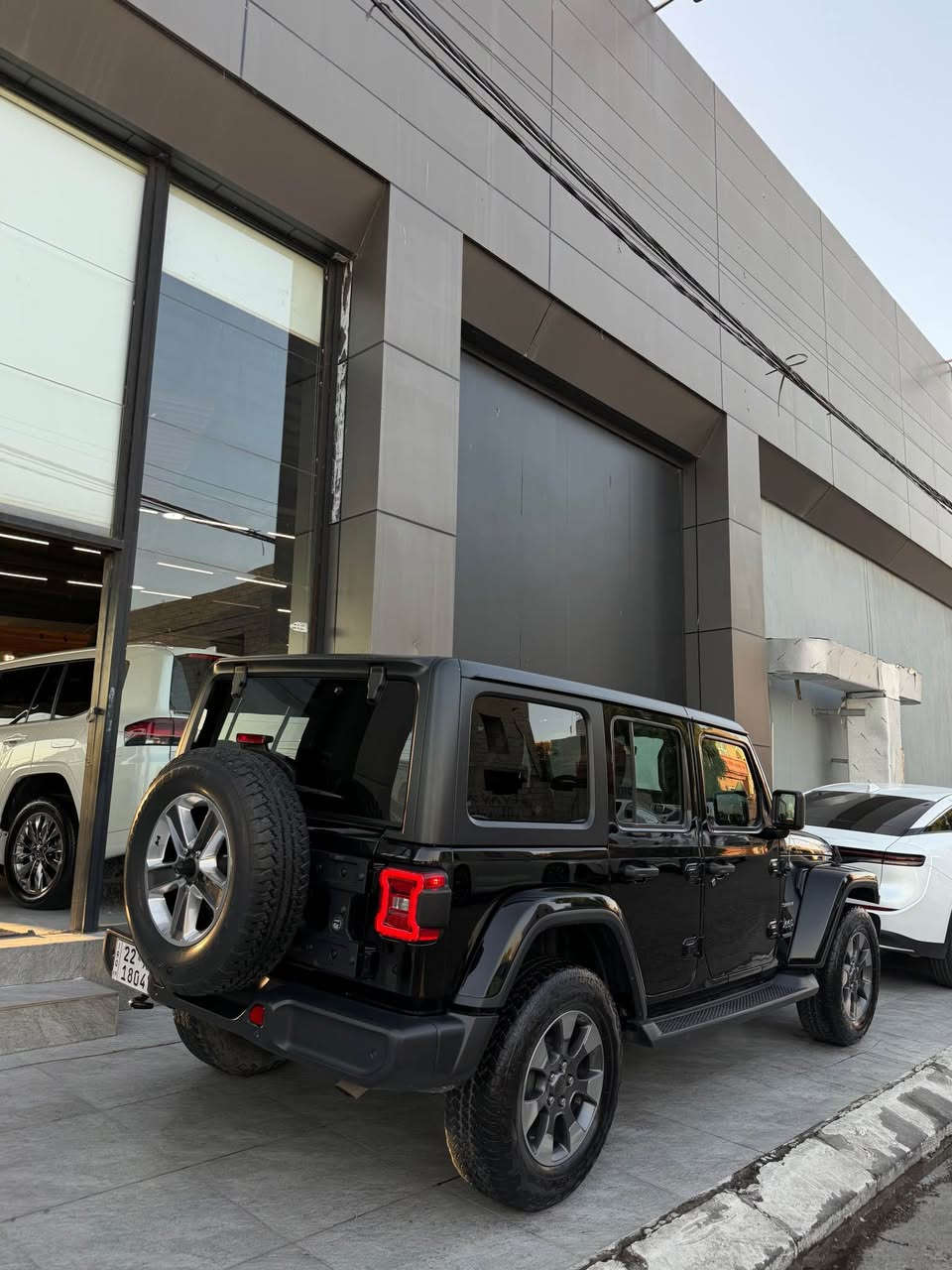 Jeep wrangler 2019
مواسەفات سەحارە فوول فوول
کلین تایتل
(کوشین جلد، سوکان هیتەر،کوشین هیتەر، بەسمە، دەرگاکانی بەسمەیە، حەساسی دواوە، سەقف فایبەر کلاس، شاشە گەورە، زۆر مواسەفاتی تر…)
بێ بۆیاخ و بێ تەعدیل
٥٠ هەزار رۆیشتووە
سعری ٢٤٧ وەرەقە و مەجالێکی کەم
لە هەولێرم
***********
کۆرەک&واتس ئەپ Singapore
