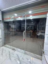 جام خانه • فاترينات • ميز مكتبي كبير