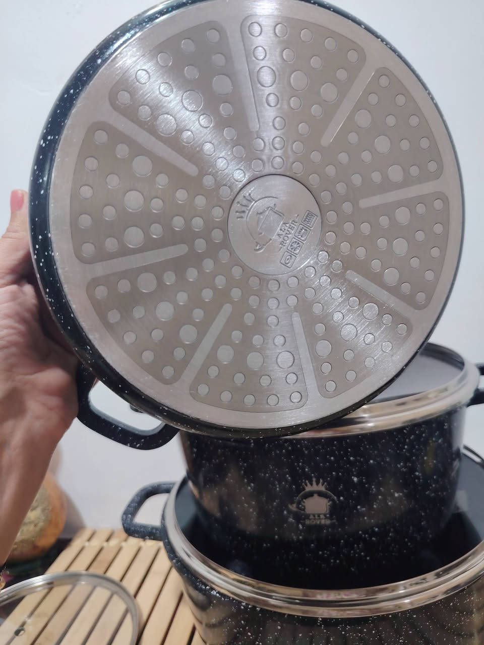 سيت جيرمني بس الي ماخذ منه تعرفه يخبل كرانيت فووول زيتي قياس 28 +24 +20 السعر ٣٨ عرض متوفر توصيل جميع المحافظات ٥ آلاف واتساب ***********

@إشارة
