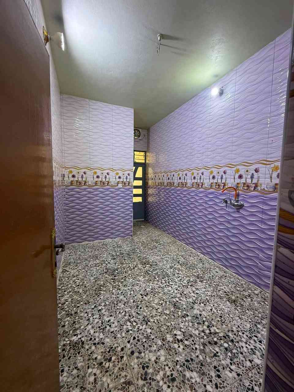 🏠دار للايجار مساحة 100 م طابق واحد
📍الموقع حي الطاقة 
يتكون من 

🟤غرفة وصالة واستقبال ومطبخ وحمامات داخلية وخارجية
 
📌للاستفسار الاتصال يتوفر واتساب 
***********
***********
