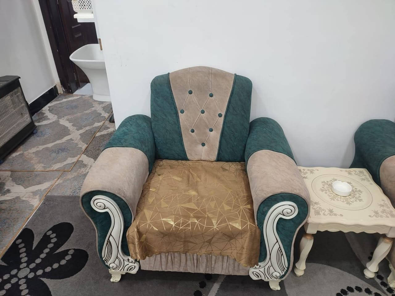 تخم للبيع
سعر:250بي مجال
العنوان:الفلوجة الشهداء مقابل مجمع البورديني 
الرقم:***********
شغال خط و واتساب
