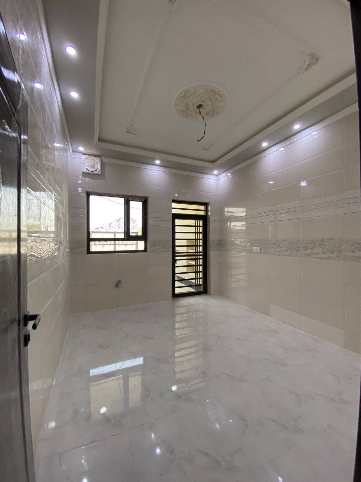 دار 🏠 للبيع
مساحه 150متر 
تكريت الديوم التصنيع 
للاستفسار لاتصال
***********
