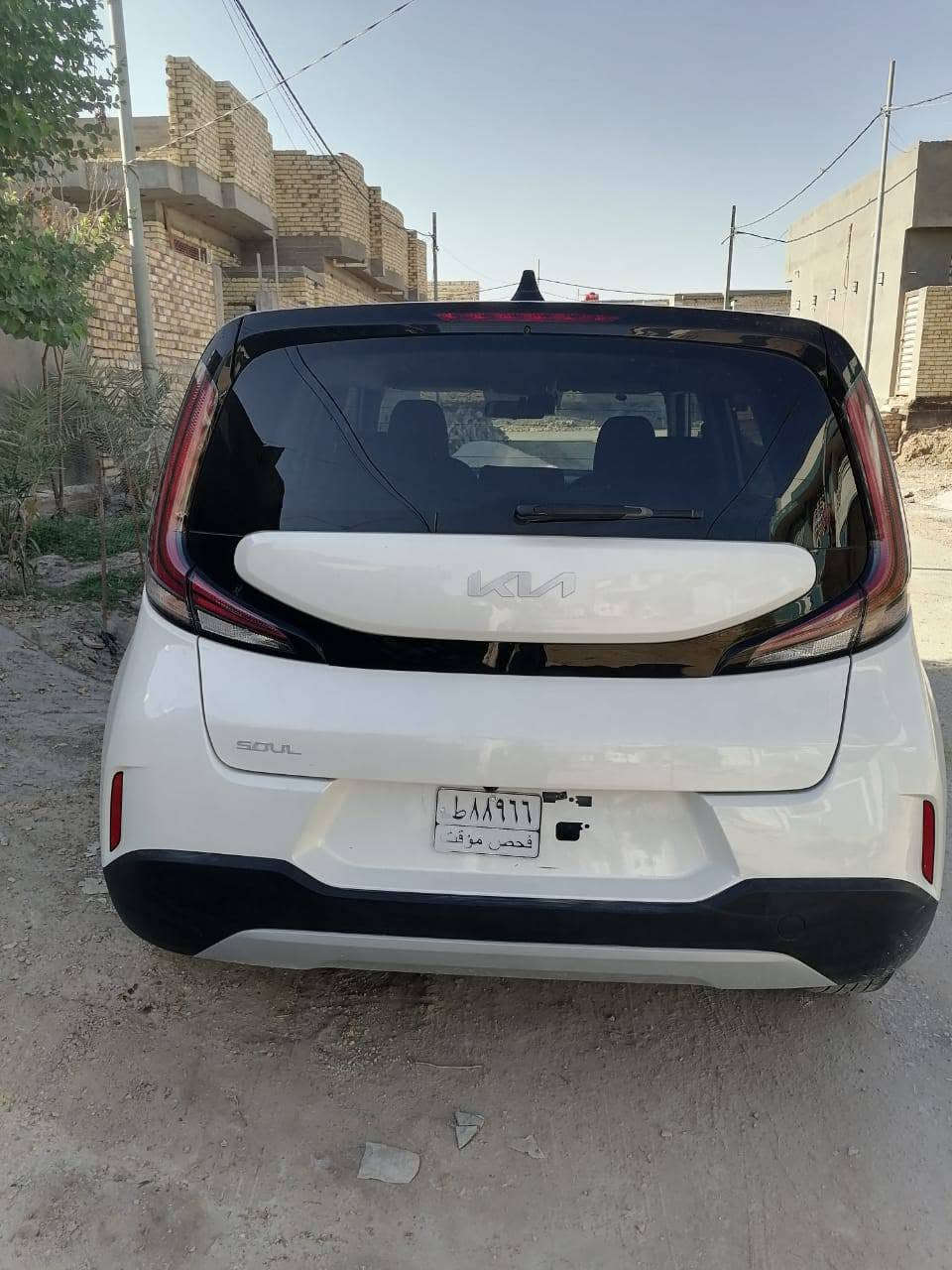 كيا صول وارد امريكي موديل 2023  ماشية 30 ميل سعر 137 ورقة  صور الحادث مرفقه بالصور للتواصل الاتصال على الرقم***********  غير متواجد على الفيس
