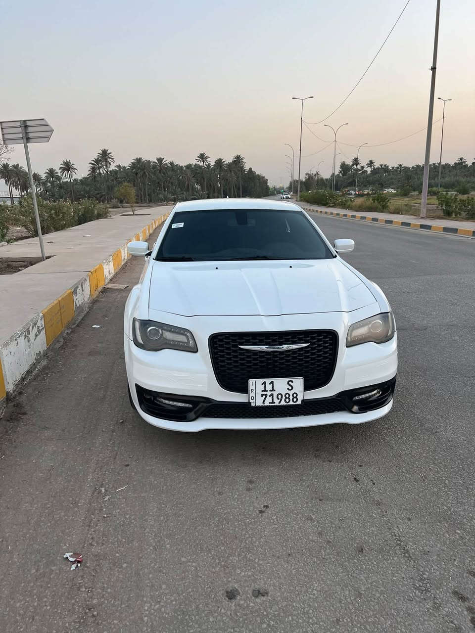سلام وعليكم اوباما c300موديل 2020اصل رقم بغداد بسمي سنويه وهزه جديده سياره Sجديده مال بيت ما مشتغله كفاله مكينه كير حداديه تايرات باتري جديد شاده غرفته جديده ماشيه 127بيه جاملغ صبغ فقط بدون تبديل سياره مال جناي السعر 235وبيه مجال  ***********
