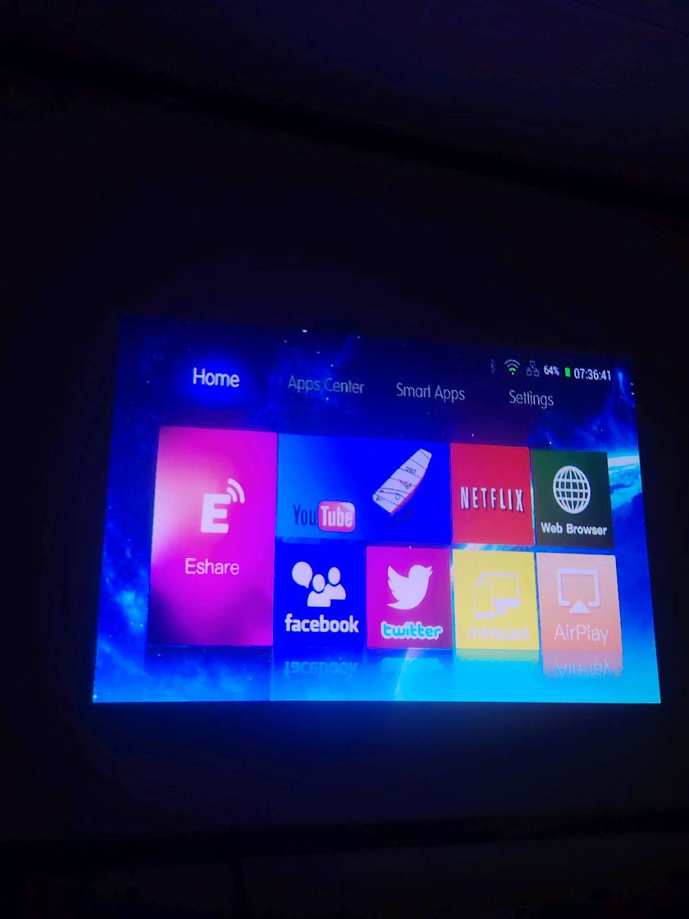 السلام عليكم،، داتشو للبيع
mobile Smart projector
الجهاز مستعمل شي قليل نضافة 100%، المواصفات والمميزات: أمكانية ربطه على الموبايل وعرض محتواه، يدعم الاتصال بـ Wi_Fi. ويدعم أيضا Bluetooth  ويدعم أيضا منفذين usb ومنفد HDMI ، وسماعة داخلية لتشغيل الفيديوهات والصور والملفات، مناسب لمشاهدة الافلام  بأعلى جودة تصل إلى 1080p Ultraa Hd، وممتاز أيضا بمشاهدة المباريات، يعد من أفضل التجربة السينمائية، يحتوي على You Tube, و Netflix، و فيسبوك، وتيك توك، الجهاز يعمل بالكامل بنظام اندرويد
ويحتوي أيضآ على تحكم عن بعد من خلال ريموت يأتي مع الجهاز.... السعر 150 الف... الموقع : موصل حي التحرير

للاستفسار : *********** يحتوي على واتساب