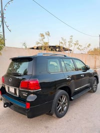 لكزس LX 570 • ٢٠١١ • رقم بغداد
