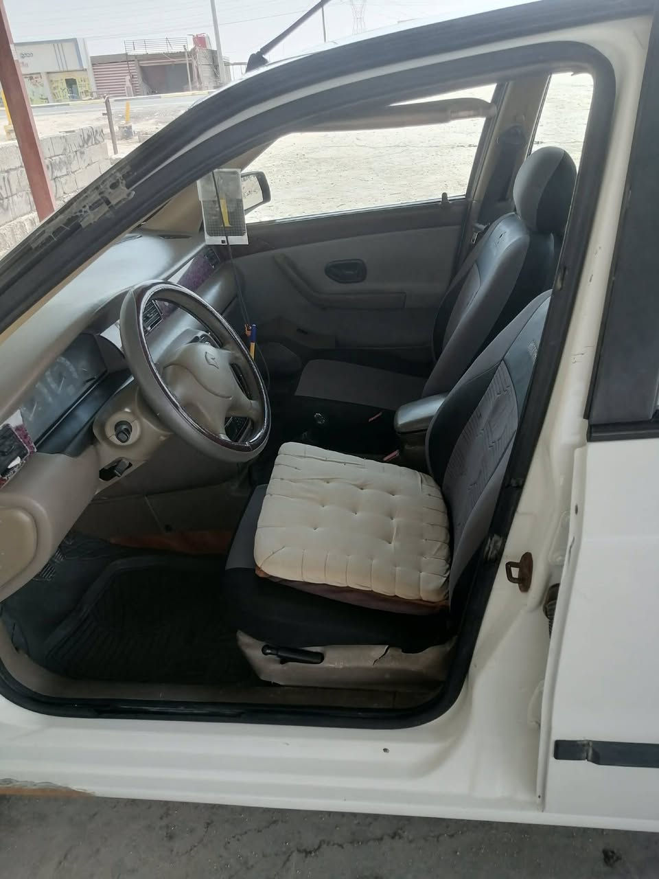 السلام عليكم سمند موديل ٢٠١١ بأسمي مداور ثاني يوم بنيد مبدل وباب بيهه تصليح خياسات مسويهن كلهن عايزات رش فقط مكينه جديده كير فرنسي الخفيف جديد حداديه جديده تبريد منظومه كامله جديده تخم تاير السياره جاهزه عايزه رش الخياسات فقط رقم مميز السعر 40 وبيهه مجال السياره احله من الصور للاستفسار ***********
