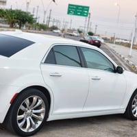 كرايسلر 300 • ٢٠١٩ • وارد أمريكي