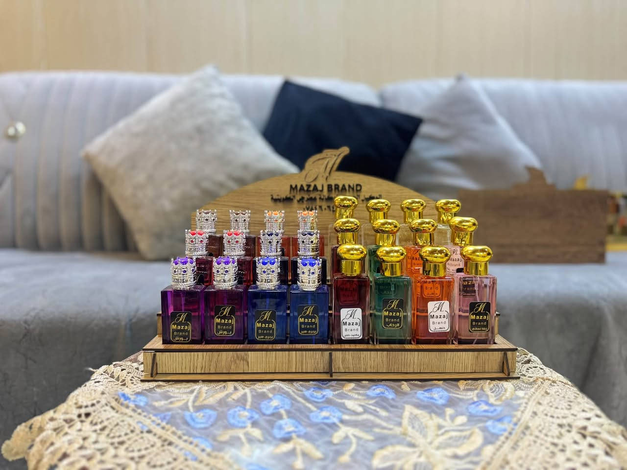 ):*
> عطر مزاج تغير نفسيتك ✨
> MAZAJ BRAND
>
> مو عطر عادي.. هذا مزاج كامل 👑
> وفرنالكم اكثر من 25 نوع عطر رجالي ونسائي بثباتية عالية وفوحان يدوم طول اليوم
>
> موجود عدنا:
> L3 - تي روز - أنا الأبيض - جورجيو Si - فانيلا جويـس - رشا - كاندي والمزيد...
>
> 📦 متوفر جملة ومفرد
> 🚚 توصيل لكل العراق
>
> اطلب هسه والكمية محدودة 👇
> للطلب راسل الصفحة خاص

الرقم ***********
> 🔥 عرض اليوم من مزاج براند 🔥
> كل ١٥ درزن 
درزن مجاني 
>
> #مزاج_براند #عطور #عطرك_هويتك
