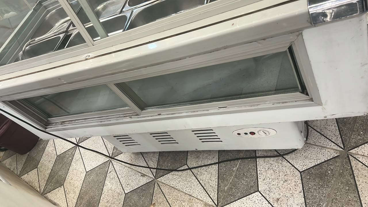 ثلاجة • نضيفة • بغداد حي الجامعة