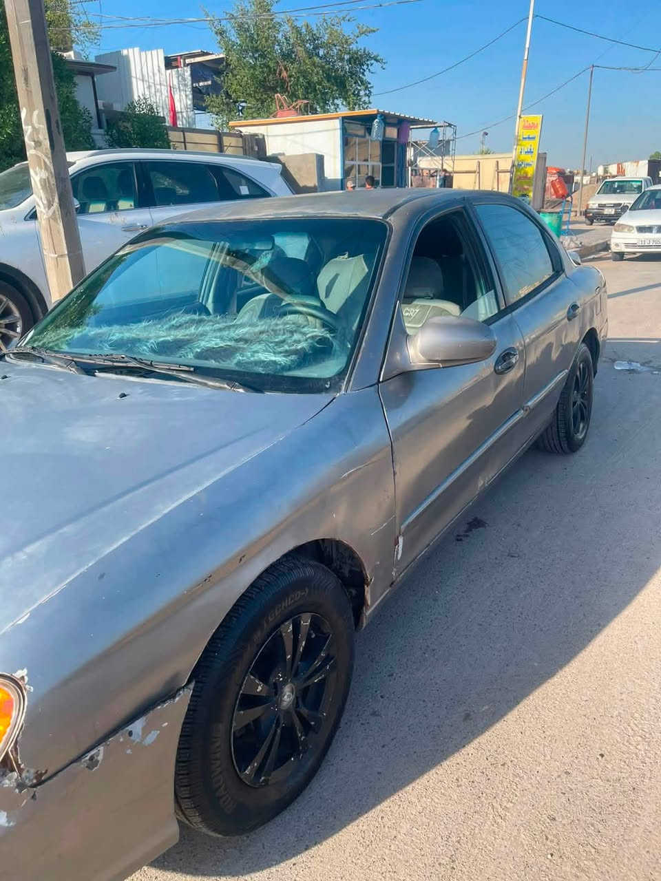 سلام عليكم
سوناتا وفود موديل ٢٠٠٠رقم الماني السياره بسمي تحويل ثاني يوم مكينه ٢٠٠٠ السياره كامله نقص يدات باب خلفيه فقط كير محرك خير من الله حداديه جديده عليهة ٥٠٠ الف اكثر اني ادفعهة تنزل من سعر السياره سعرهة ٣٥ وبيهة مجال رقمي ***********
***********
