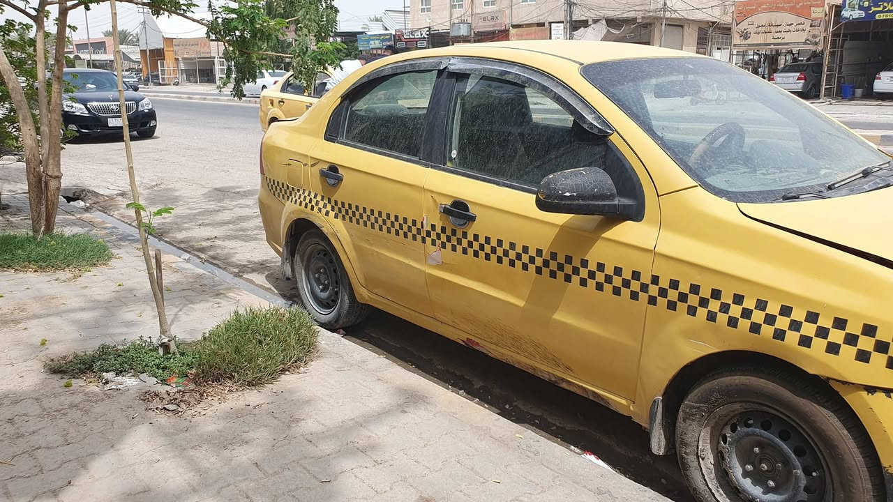 سلام عليكم شباب فيو للبيع مستعجل محرك كايم مديل ٢٠٠٨ رقم كربلاء مصفره هيه وغرامات سياره عيزه ترتيب سعر ٢٠ وبيه مجال بصيط عنواني نجف ***********
