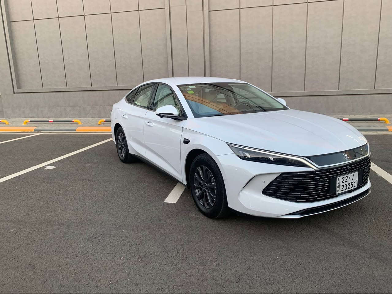 BYD QiN L
بي واى دي كين ئيل
٢٠٢٥ مواصفات ناو زه رد رادار ١٣ كاميره اوتو بارك اوتو درايف حه ساس بيش و بشت
باتري ٨٠ كم
٦٠٠٠كيلومه تر رويشتووه  
*********** أربيل, العراق

