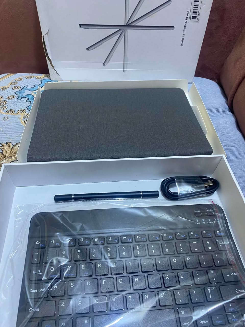 📱 آيباد Smart Lite جديد بالكارتونة
✨ أفضل نوعية من أجهزة الـ SMART
💾 الذاكرة: 128GB
📦 جديد، بعده بالكارتونة
💰 السعر: 250 ألف وقابل للتفاوض بشكل بسيط
🎁 ويّاه:
⌨️ كيبورد
🖱️ ماوس
🔌 كيبل
🖊️ قلم

📲 للاستفسار والتواصل واتساب:
***********
