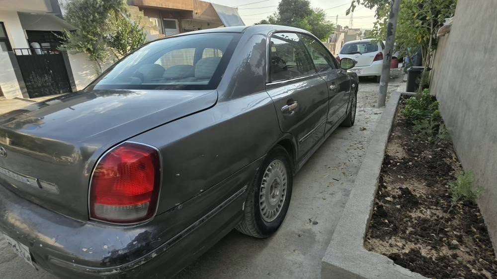 هۆندیای XG350 مۆدێل ٢٠٠١ ڕەنگ نەوتی،گێڕ ئۆتۆماتیک جام کارەبای ڕەقەمێکی جوانی هەیە بەس ڕەقەمەکەی ١ ملیۆن دینار ئەکات. 
تێبینی/ سەنەوی بەسەر چووە بەڵام وەکالەتەکەی لای خۆمانە. 
نرخی ٣٥ وەرەقە و کەمێک مەعامەلە

ڕەقەم تەلەفون بە سیم بکرێ باشترە چونکە بەردەوام هێڵی ئینتەرنێتی نیە 
ژمارەی مۆبایلی خاوەن سەیارە
*********** السليمانية, العراق
