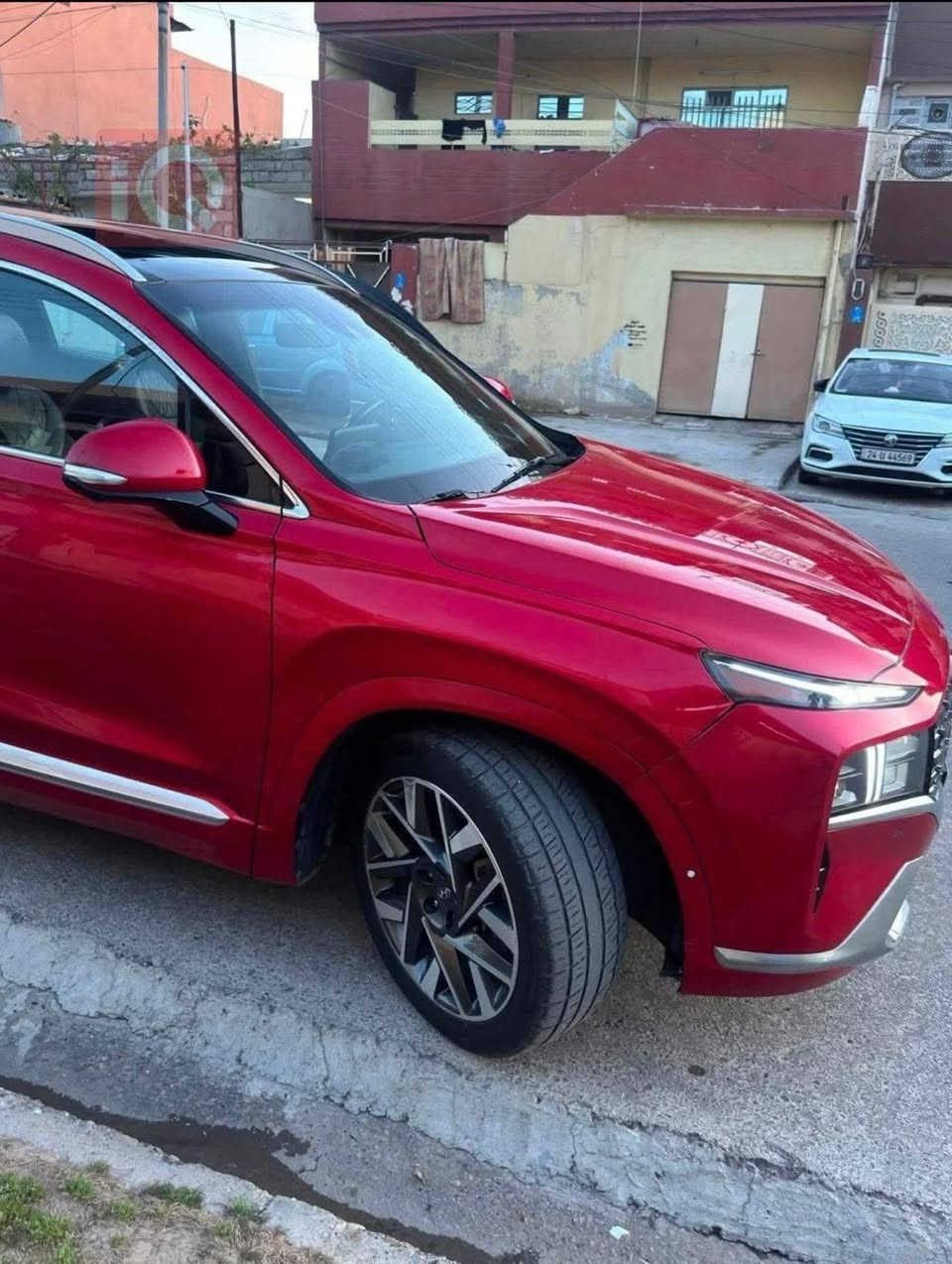 ✨ وصلت حديثاً إلى مكتب رهف 
خلينا نقدم لكم عرضنا المميز لهذا اليوم! 🚘💨
📋 تفاصيل السيارة:
🔹 السيار 🚗 سنتافي 
🔹 الموديل: 2023
🔹 الوارد: امريكي 
🔹 ناقل ⚙️ شرط طيرا 8 نمر رياضي دبل كلج
🔹 المحرك: 2500تيربو             🛠✅
🔹 الرقم: اربيل مصطره
🔹 الضرر (    بانوراما سقف كنتارة كشنات كهرباء حار بارد كشنات خلفيه تدفئه خمس كامرات رادار امامي خلفي جانبي نقاط عمياء  نضام اوتو بارك تتقدم وترجع ع البصمة داتا شو نضام صوت هارمن كاردون تحديد مسار قيادة ذاتيه وبعد هوايمواصت        سونار نسخو وبل متصفح او كوكل يطلع  http://178.128.197.162/admin/carcheak/export-report/10000378
💸 السعر.  163 وبيها مجال   
📍 موقعنا:
الموصل - حي الزنجلي - قرب مول دريم 📍🏢
⏰ أوقات العمل:
من الساعة 09:00 صباحاً وحتى 10:00 مساءً 🕘🌙
📞 للتواصل والاستفسار:
يسعدنا استقبال اتصالاتكم المباشرة خلال ساعات العمل:
📲 ***********
📲 ***********
🌟 مكتب رهف.. اختياركم الأمثل لسيارة العمر! 🌟
