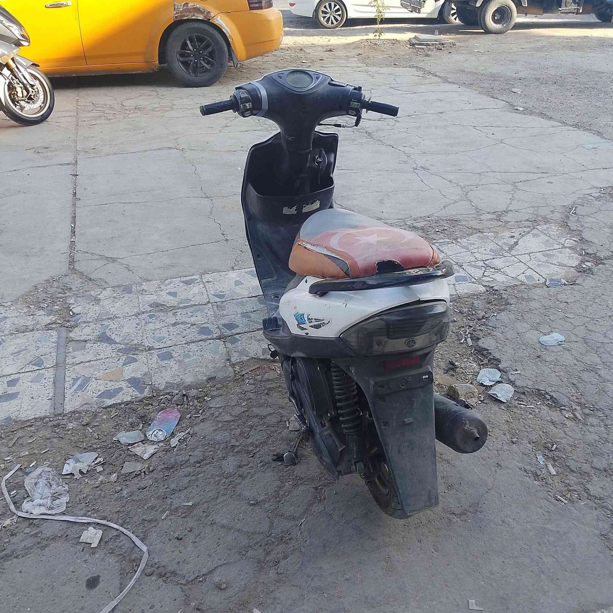 سلام عليكم ماكس عدله دراجه بلاديه مكينه خير من الله لا تنقص ولا تبخير سلف هندر كله شغال بيهه ملاحضات بسيطه سعر ٤٧٥ وبيه مجال *********** مكاني بغداد الشعله

