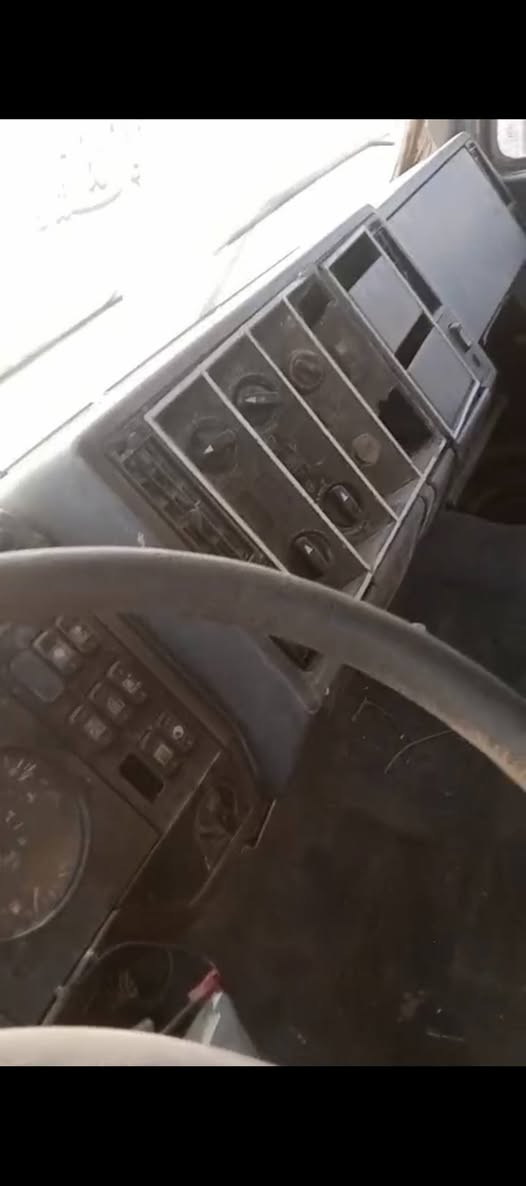 سلام عليكم
قمار للبيع سعر 12ورقه وبيه مجال 
رقم الهاتف ‏‪***********‬‏
