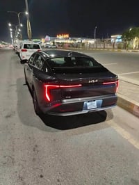 K4 2025 رقم بغداد  ماشيه 35 حادثها باب خلفي وجاملغ بارد  المواصفات بصم...