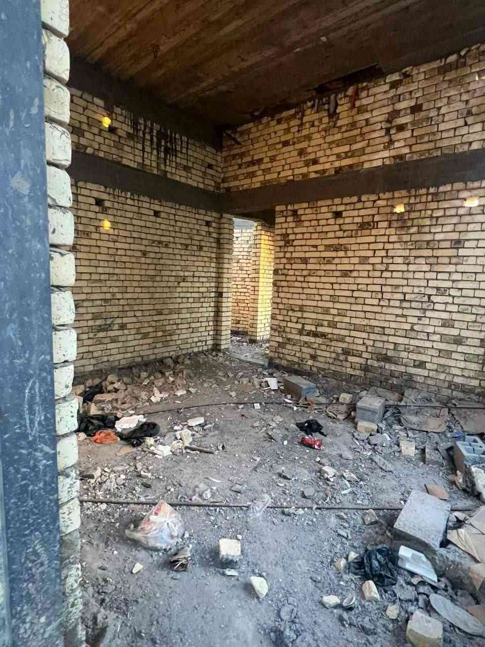 🏡 للبيع دار في ابو الخصيب – عويسان
▫️المساحة: 205 متر▫️الواجهة: 16 متر▫️النزال: 13 متر▫️نوع البناء: طابوك▫️الطابو: صرف عرصه
يحتوي الدار على:✅ غرفتين✅ ديوان✅ مطبخ حار وبارد✅ حديقة 3×2✅ كراج 5×3
📍الموقع: ابو الخصيب – عويسانيبعد 200 متر عن شارع السايدين
💰السعر: 170 مليون قابل التفاوض

للأستفسار  ***********
