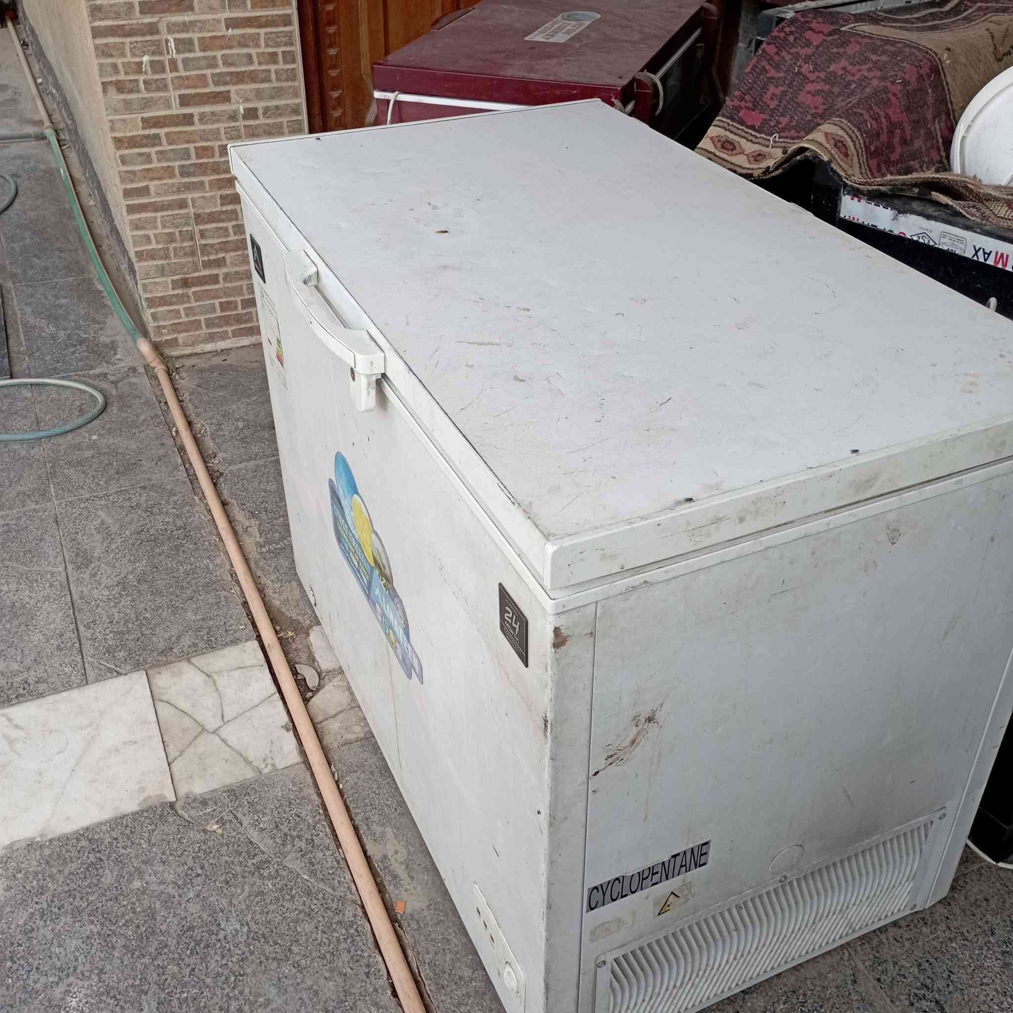 مجمدات ٢ • برادات ٣ • شغالات