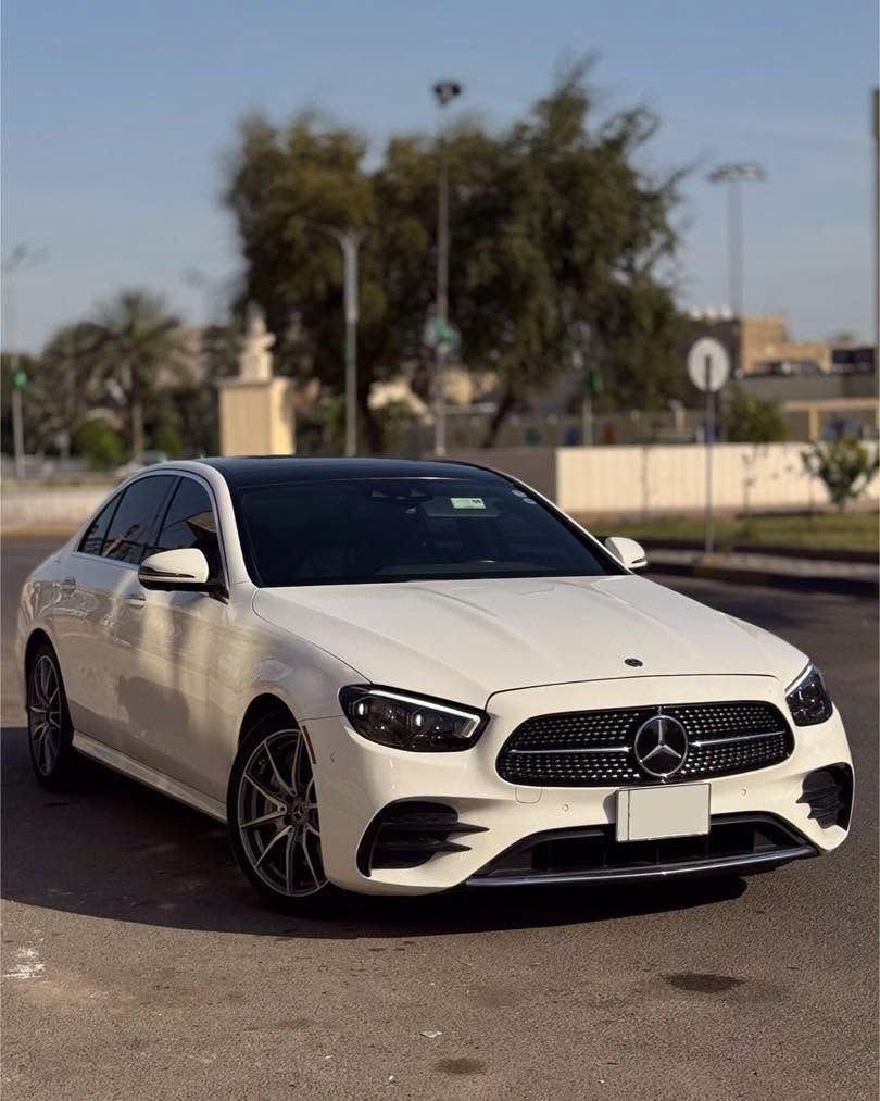 مرسيدس E450 4MATIC 
موديل 2021 وارد أمريكي

ماشي  61 الف كيلو متر
يعادل تقريباً 37,900 ميل

محرك 3000 تيربو، 6 سلندر خطي
بقوة 362 حصان
مع نظام EQ Boost مايلد هايبرد 48 فولت

كير أوتوماتيك 9 سرعات، دفع رباعي 4MATIC،
و5 وضعيات قيادة.
تسارع من صفر إلى 100 كم/ساعة  4.7 ثانية.

المواصفات فول 1/1
• رادار مثبت سرعة متكيف ومساعد المحافظة على المسار.
• نقطة عمياء ونظام الحماية الاستباقية PRE-SAFE.
• كاميرات 360 درجة وركن ذاتي.
• بروجكتر HUD لعرض المعلومات على الزجاج الأمامي.
• كراسي بمساج وتدفئة.
• بانوراما مزدوجة.
• منظومة صوت Burmester.
• إنارة داخلية محيطية 64 لون.
• جنطة كهربائية تفتح بحركة القدم.
• بردة كهربائية.
• أوتو ستارت ستوب.

الحادث : تخريب ، جاملغ عكس السايق وسطحي جداً 
 من دون اي صبغ  

رقم الهاتف :  ***********
العنوان : بغداد
