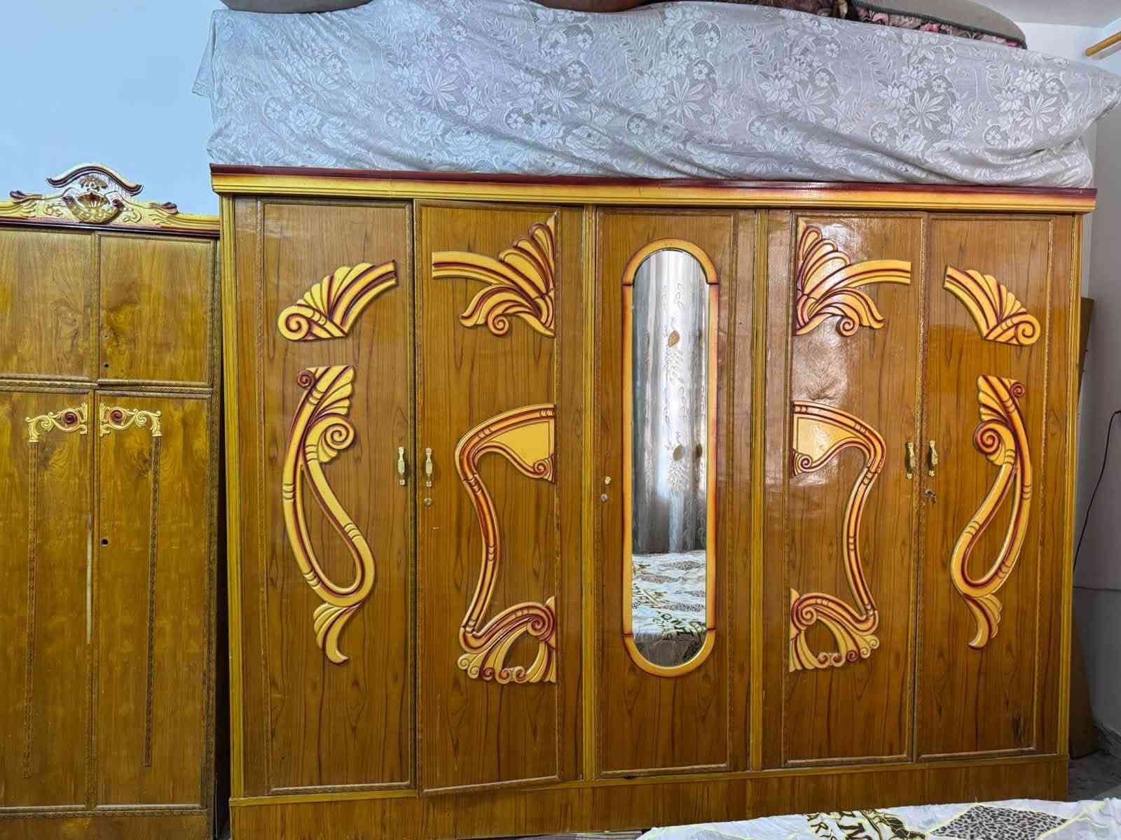 سلام عليكم غرفه مستعمله البيع نضيفه عنواني بغداد حي النصر السعر 400 اتصل وتدلل ***********
