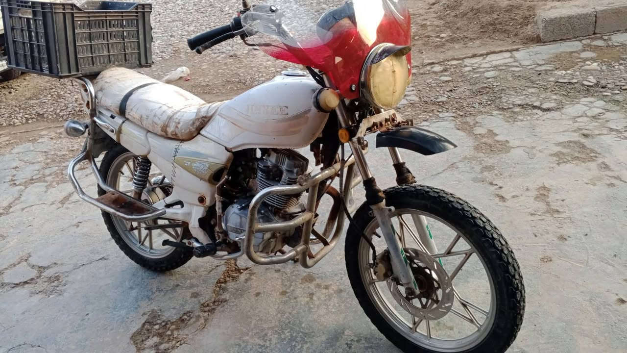للبيع دراجه جني السعر 350 وبيه مجال.  ***********
