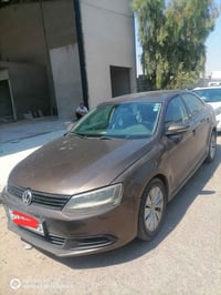 جيتا 2012 محرك 2000خليجي بيها 3قطع صبغ بدون معجون بدون دعم    فقط رقم ...