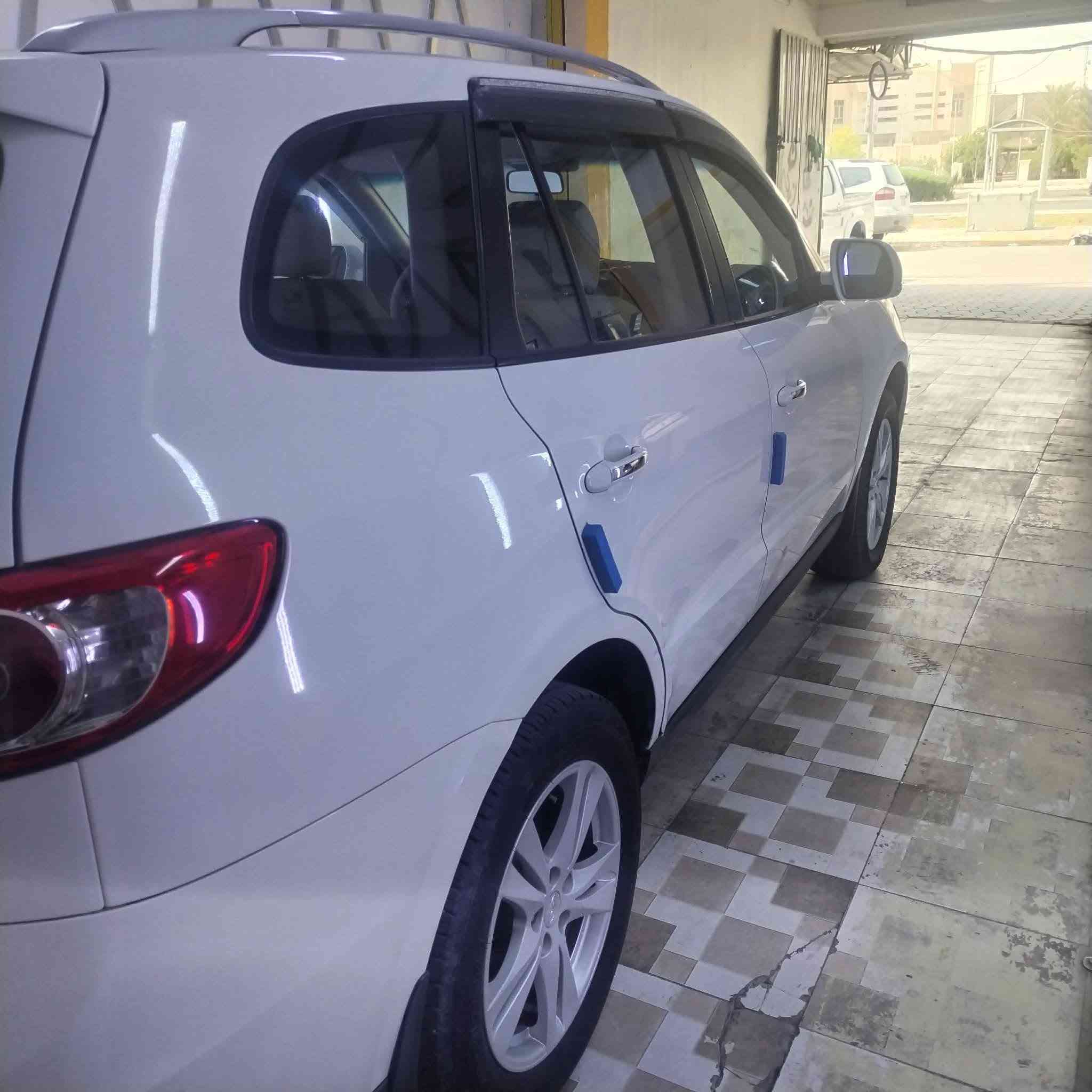 سنتافي مديل ١١ بعداد بسمي مكينه ٦ ما مفتوحه شرط بدايه راجز بيها بدايه البنيد شبر كارات ٧ راكب ٣ قطع تبريد فتحه سقف مري شفط لد ترحيب كروز سرعه شاشه دواخل جديده يد دات نيكل بلاد تبريد جكمجه دق جرس بل ١٢٠ فول ماعده البصمه *********** ما متواجد على الفيس الاتصال على الرقم
