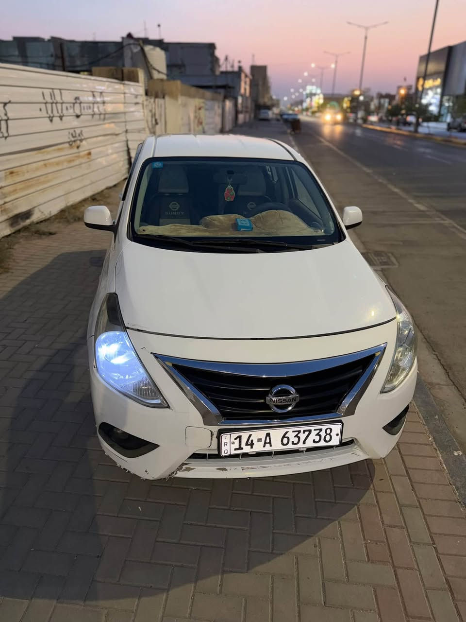 نيسان صني هندي 
موديل ٢٠١٩ بليته زرگه
رقم بصرة شرط المداور 
السياره كفاله من محرك و كير وتبريد خير من الله
دوشمه درجة اولى 
وتخم تايرات جديد
ماشيه ١٦٠ كيلو 
مبدل بيهه جاملغ امامي وجاملغ خلفي معدل وقبق صندوك مبدل 
السياره جاهزه مكاني بالمعقل
سعرها ٩٣ وبيهه مجال حگ الجيه
موجود واتس اب فقط 
***********
