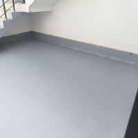 عازل سطح • مانع رطوبه • ضمان ٥سنوات
