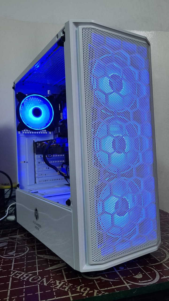 تجميعة نظيفة • I3 10100F • RX580 8GB
