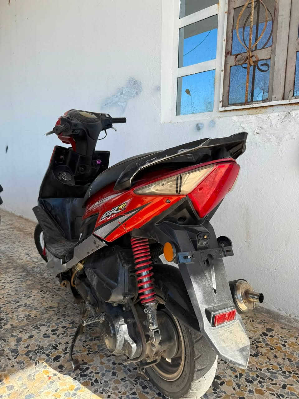 يالله دراجه سايم نحله دبل واحد موديل2018مسجل سنويه الماطور نضيف والتراي مالته ناعم خير من الله السعر 650وبي مجال مكان رمادي بريشه هاذ رقمي للتواصل ***********مو شراي لا تعبني ولا أتعبك
