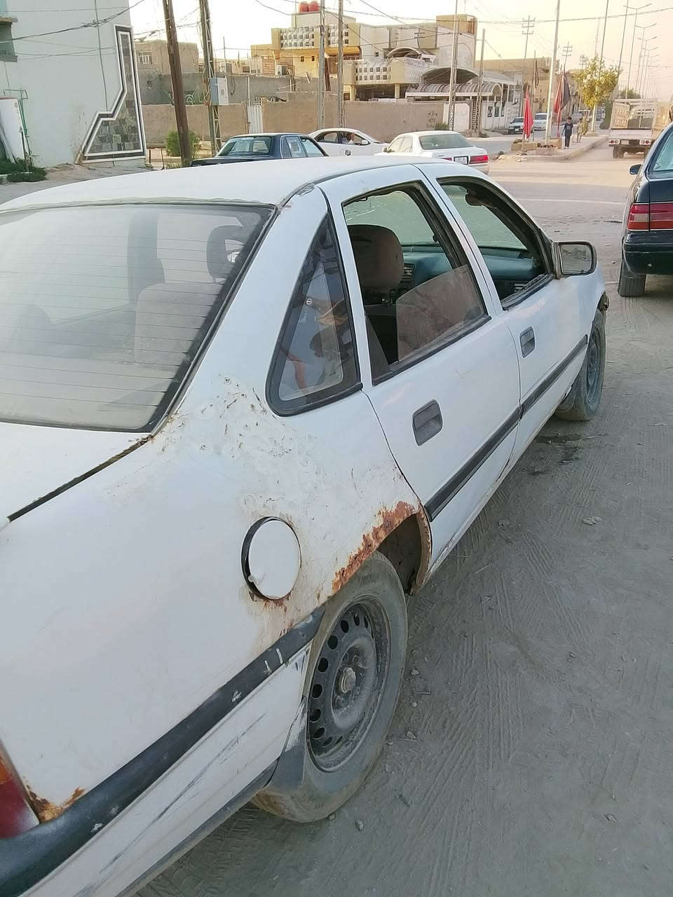 اوبل فيكترا البيع 1991 مشروع وطني رقم الماني سنويه صاقطه كير محرك مشروطات تخم تاير جديد 
ديوانيه ناحيته غماس
*********** أما سعر 14 ورقه
