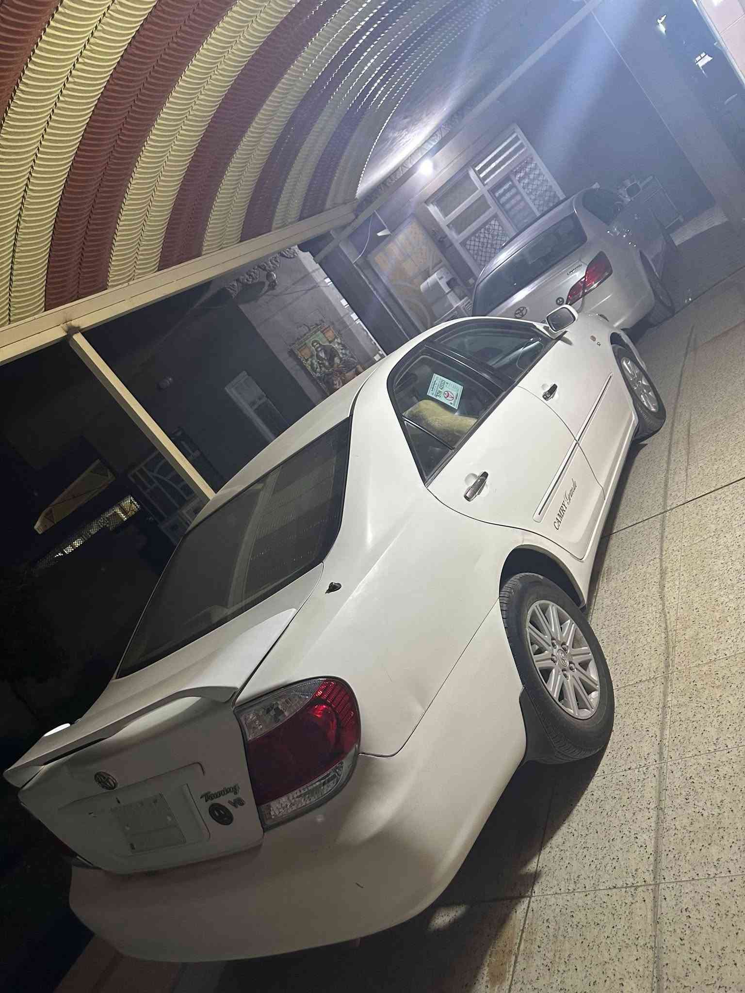 كامري ٢٠٠٦ • تحويل • رقم بغداد