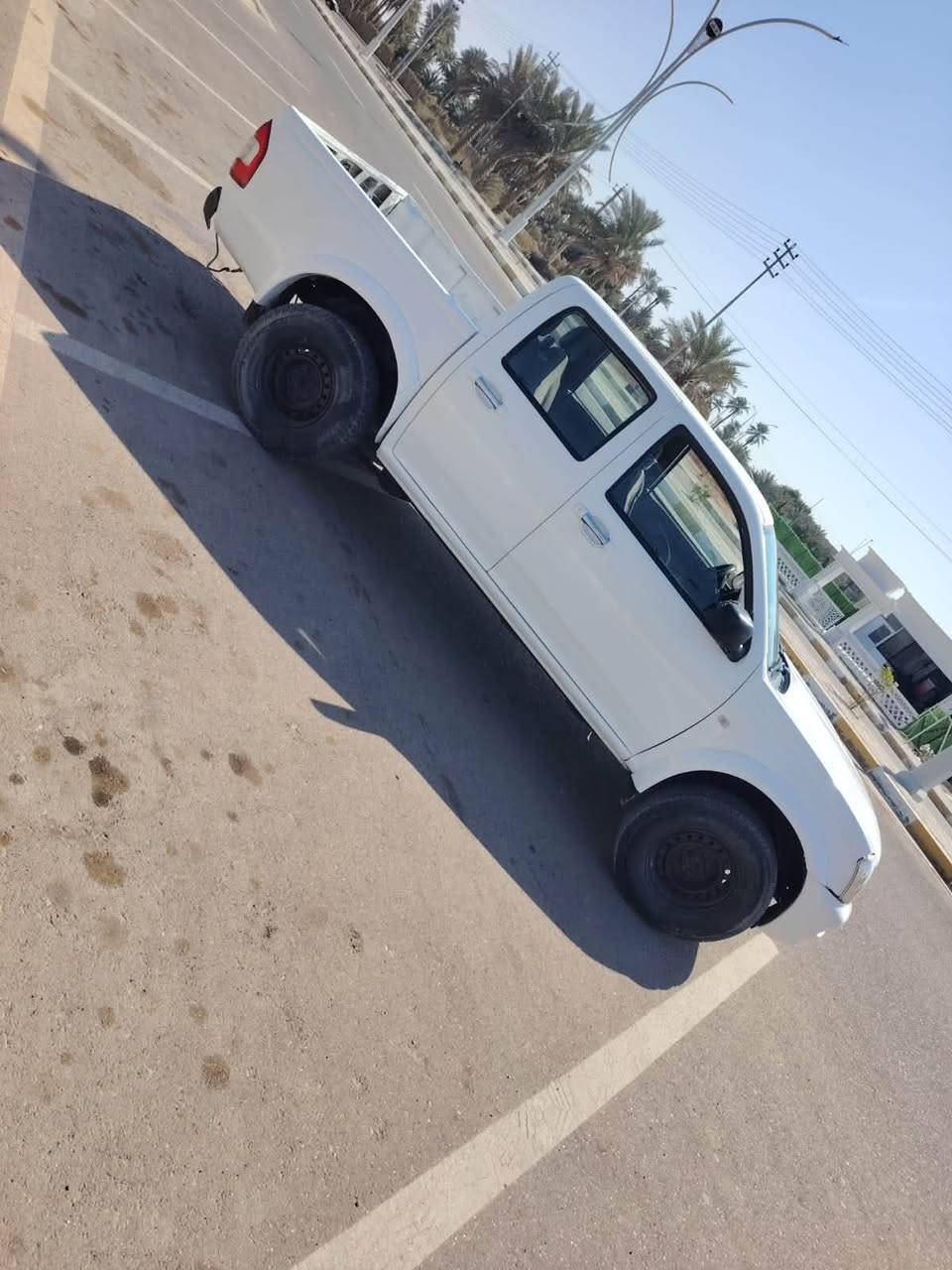 لوف ٢٠٠٤محرك كير جديد
سياره مشتغله كله جديد 
مستعجل ع بيع سبب ضروف 
رقم شوكت متريد شده شده 
سعر ٤٤ بي مجال 
مكاني الانبار عامريه صمود 
***********
