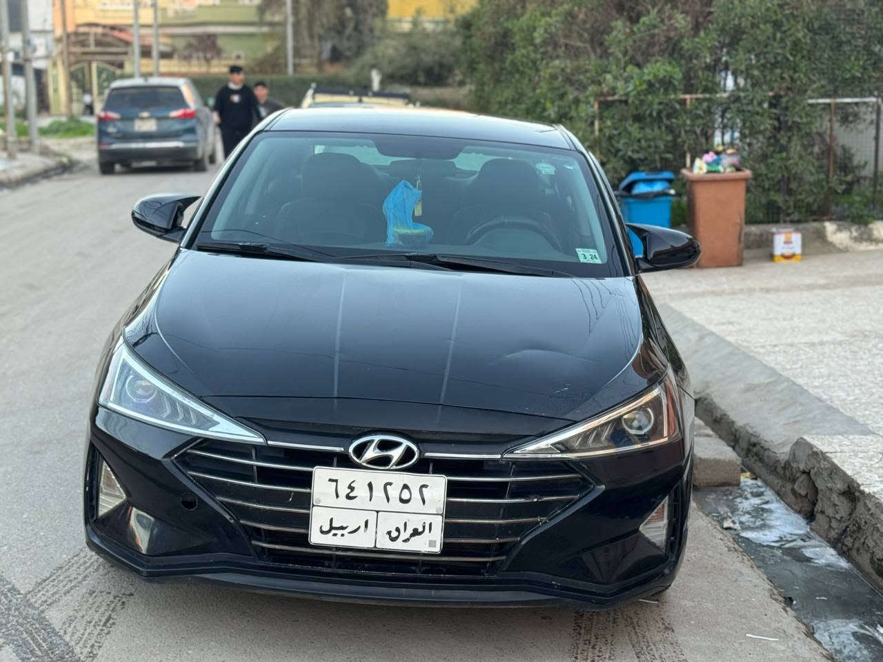 اللنترا ٢٠١٩ 
كلين بدون صبغ 
محرك كير شرط كابون  بانزين 
تبريد شرط ثلج
السيارة جاهزة بدون نقص 
السعر ١٢٥ مجال بسيط
***********
