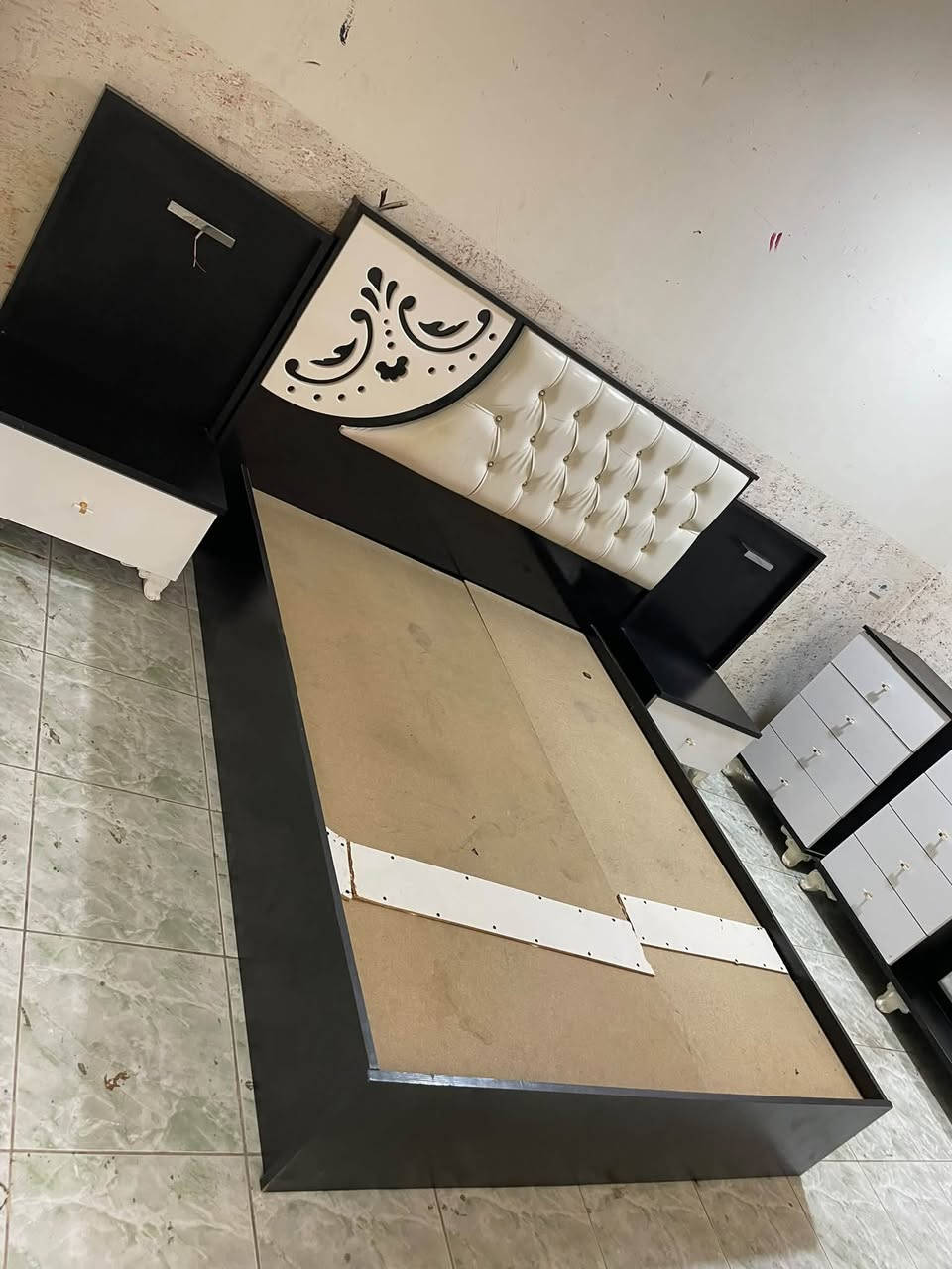 غرفة نوم تركي • ٦ قطعة • نظيف