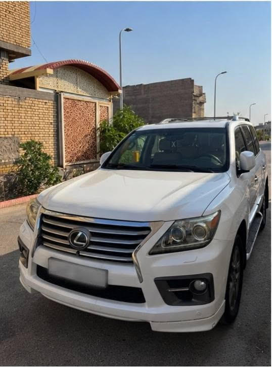 لكزس LX570 • ٢٠١٤ • رقم بغداد