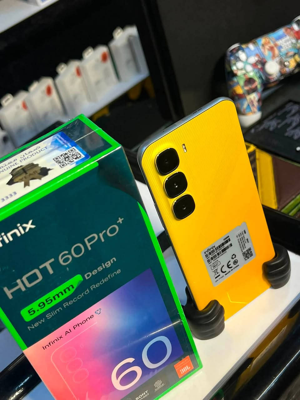 🚨 عرض خاص جداً للبيع! 🚨
📱 Infinix HOT 60 Pro+
(التصميم الأنيق والنحيف مع أقوى أداء بفتئه)
✨ أبرز المواصفات:
 🕹️ الأداء والألعاب: يدعم 60 FPS فريم بثبات تام وسلاسة عالية.
 💾 الذاكرة الداخلية: 256GB مساحة واسعة لكل ملفاتك وألعابك.
 ⚡ الرام: 16GB (8GB أساسي + 8GB إضافي).
 📸 الكاميرا: بمستشعر SONY IMX882 الفاخر لتصوير ودقة جبارة.
 🔊 الصوت: نظام صوتي مميز وضبط وتطوير شركة JBL.
 📐 التصميم: أنحف هيكل وشاشة ممتازة جداً ومريحة بالاستخدام.
💰 السعر: 270 ألف دينار (وبي مجال للشراي الجاد)
🚚 توصيل متوفر لجميع المحافظات 🇮🇶
📞 للطلب والتواصل المباشر:
أمير علي: ⁠***********

