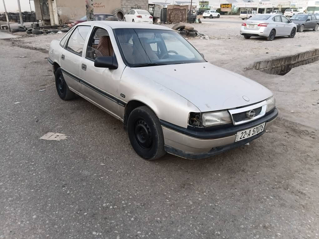 فیکترا مودیل 90مەکینە 18گیر عادی سەنەوی یەک سال بەسەر چوە تەحویل بەشەرت قفل قفل 27شوین هەولیر *********** أربيل, العراق
